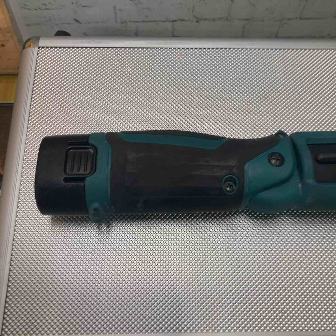 ★マキタ(makita) コードレスペンインパクトドライバー TD022DSHX【町田店】