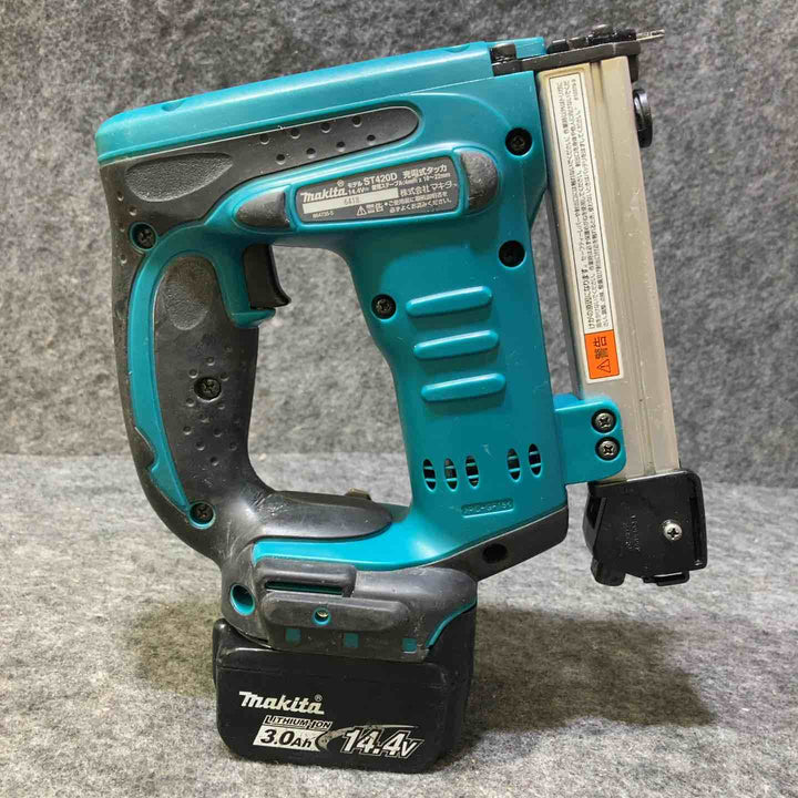 マキタ(makita) コードレスタッカー ST420DZ+BL1430B 【桶川店】