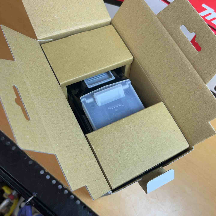 大放出♪　マキタ(makita)　リチウムイオンバッテリー 40Vmax/8.0Ah BL4080H　4個セット♪越谷店】