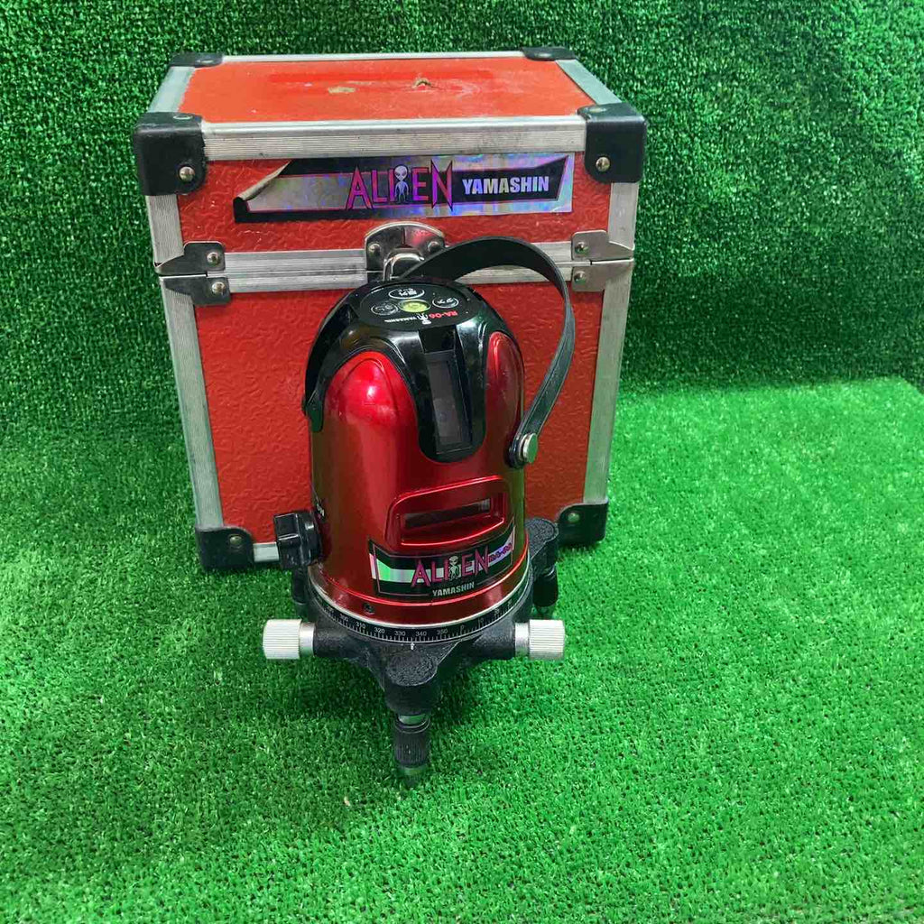 山真製鋸(YAMASHIN) レッドエイリアン レーザー墨出し機 RA-06【川越店