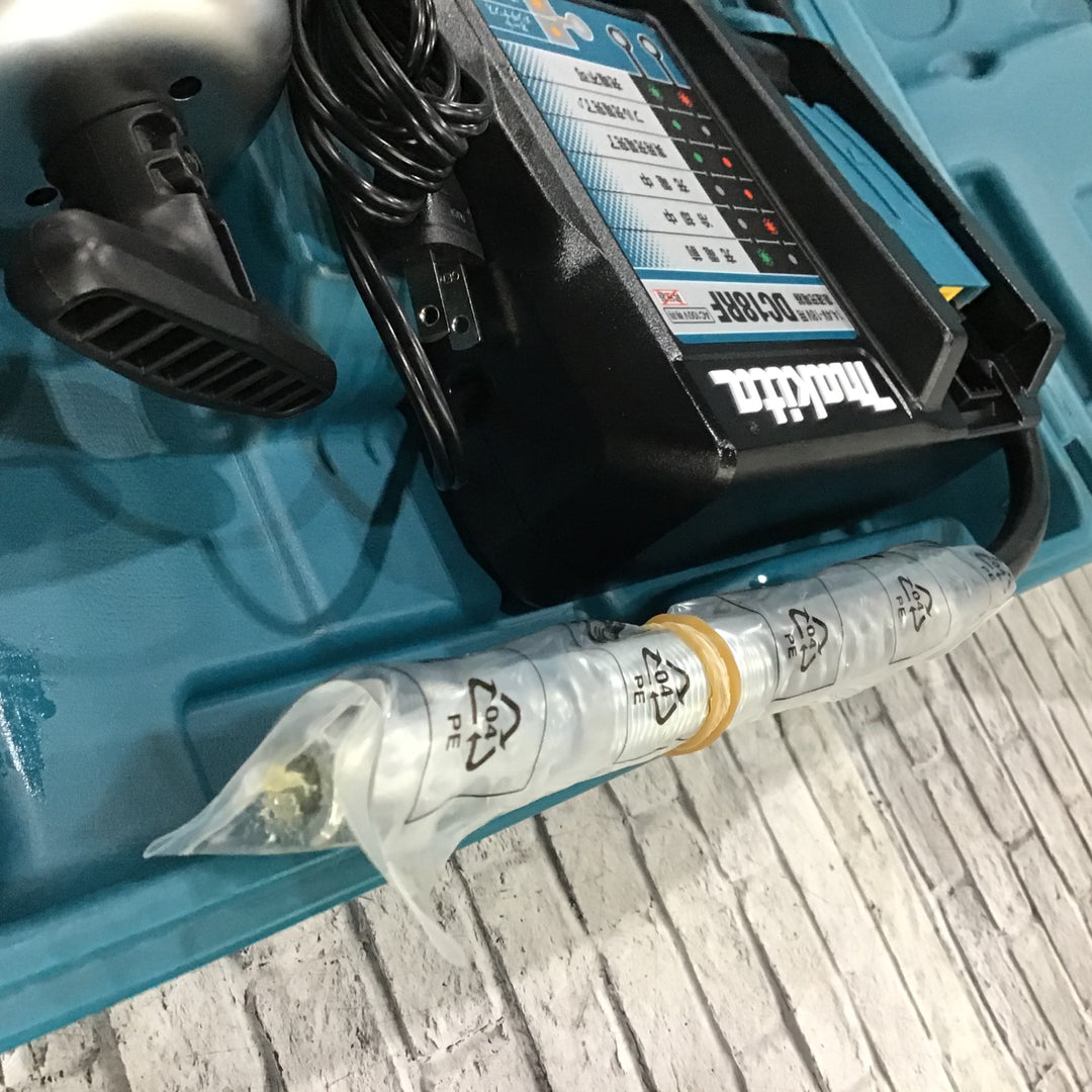 ★マキタ(makita) コードレスグリスガン GP180DRG【川口店】