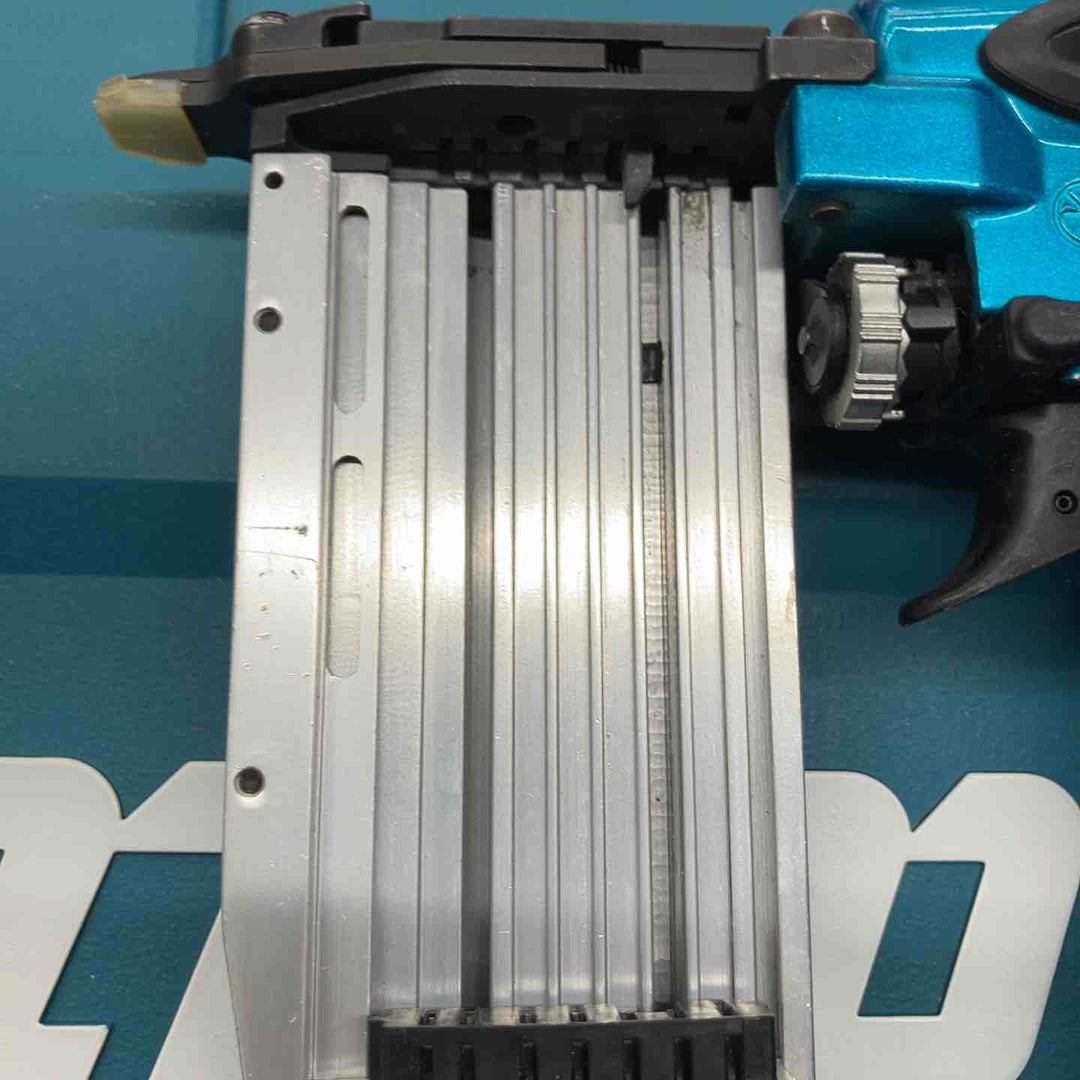 ★マキタ(makita) 高圧ピンネイラ AF501HP【戸田店】