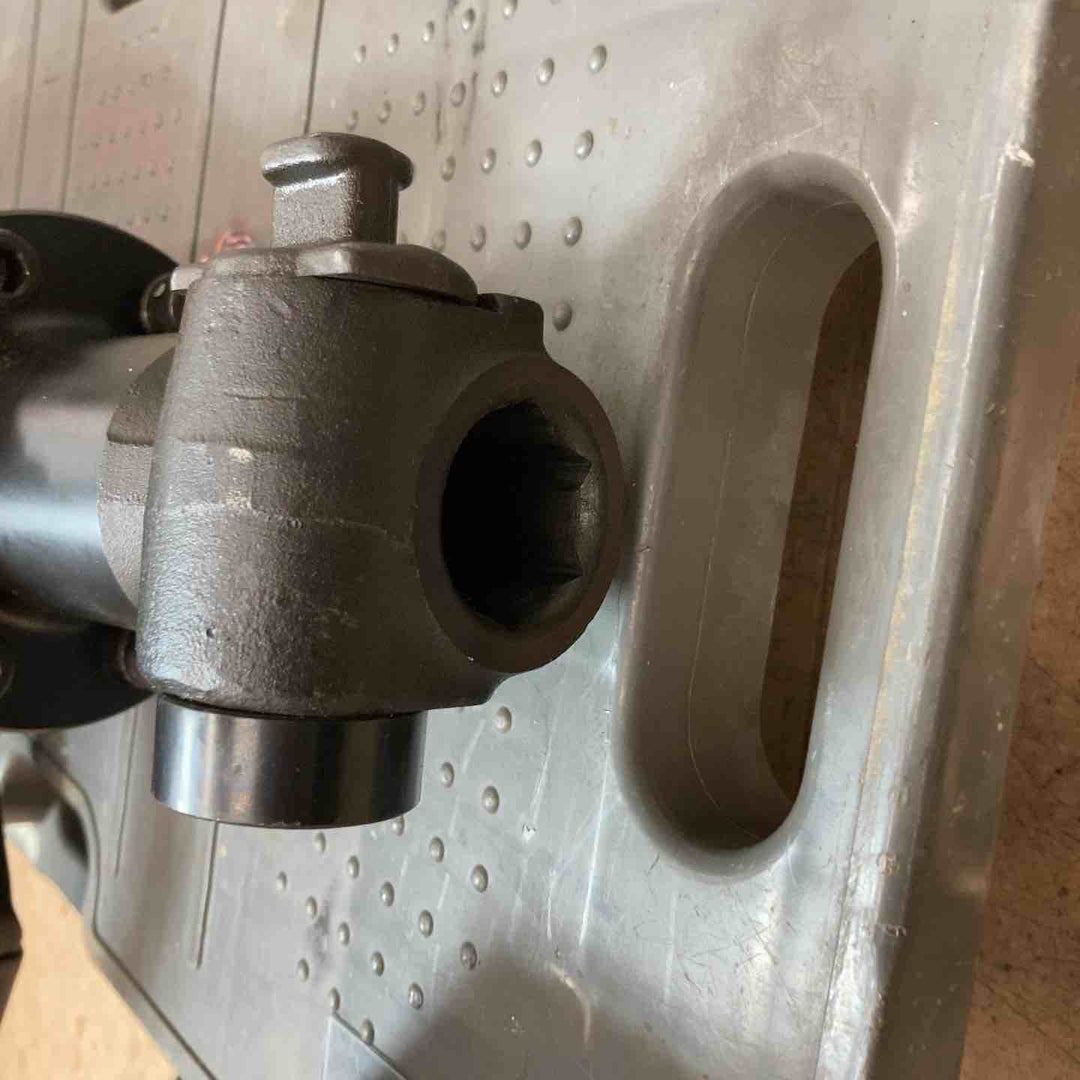 【中古美品/店頭受取り限定】 マキタ(makita) 電動ハンマ HM1511_100V 【東大和店】