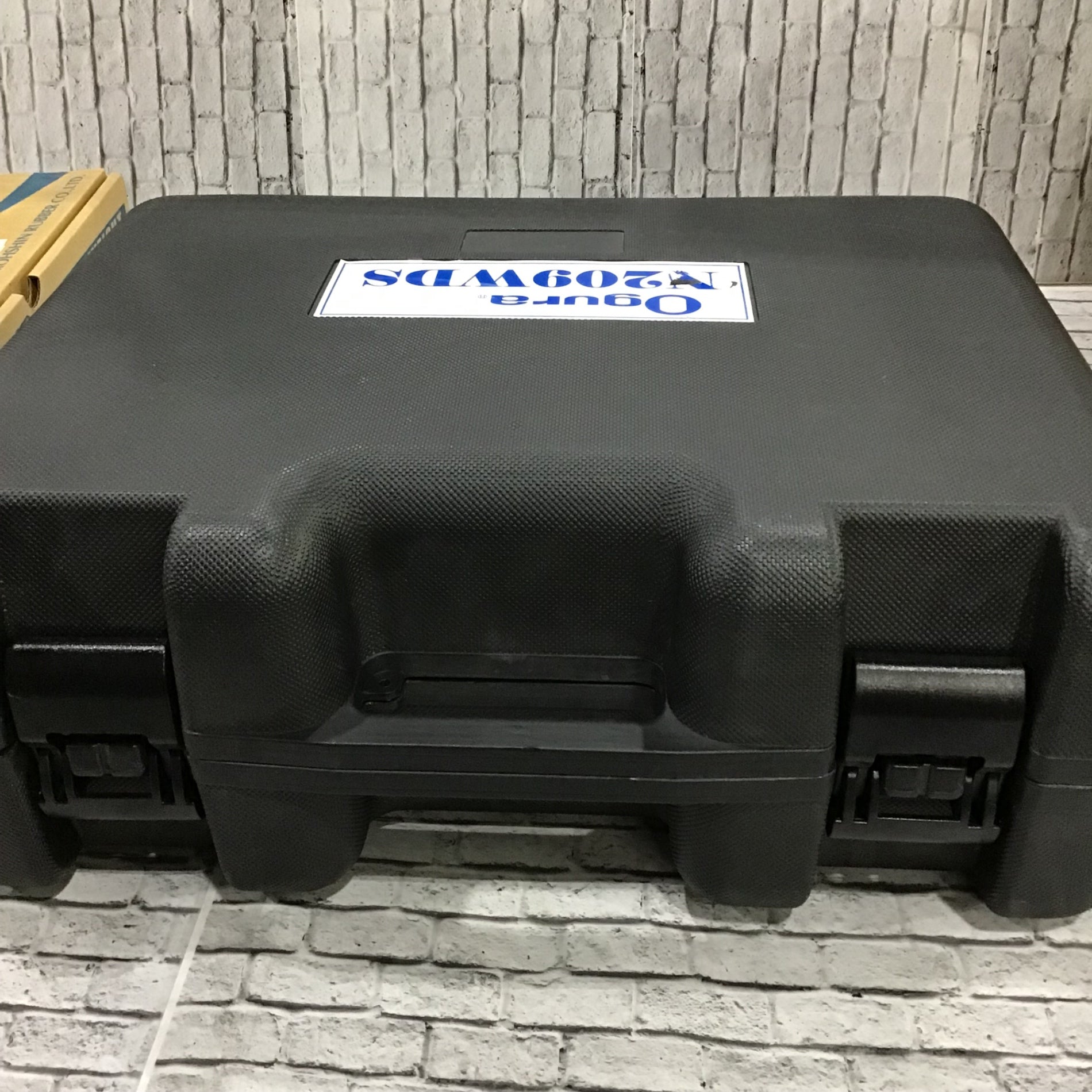 【エコツール笠寺店】Ogura 18Vコードレスパンチャー充電器・バッテリー18V/1個セット N209WDS【愛知県/名古屋市/笠寺/工具】 156WDS コードレス油圧式パンチャー オグラ 18V バッテリー容量6Ah
