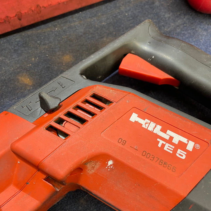 〇HILTI(HILTI) 集じんハンマドリル TE5【八潮店】