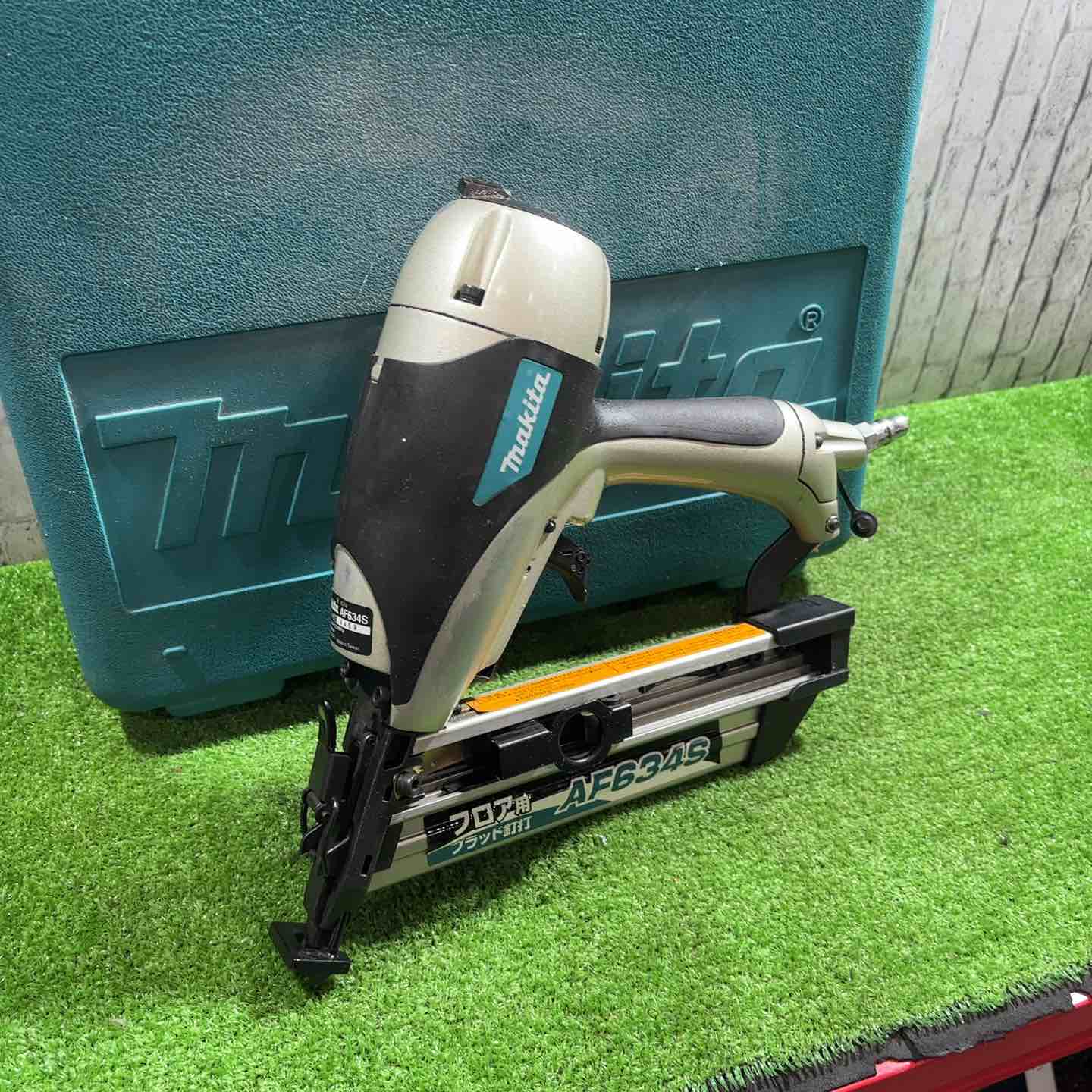 makita マキタ AN530H 50mm 高圧 エアー釘打ち機【野田愛宕店】【店頭取引限定】【中古】IT0T3X8WIBZR Amazon | マキタ(Makita) 50mm 高圧エア釘打機 AN530H | エア釘打機
