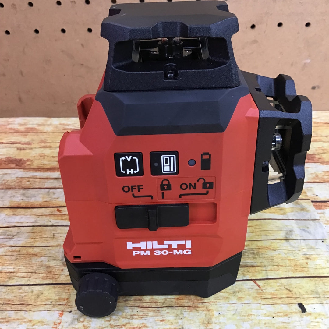 ○ヒルティ(HILTI) グリーン コードレスレーザー墨出し器 フルライン PM30-MG【川崎店】