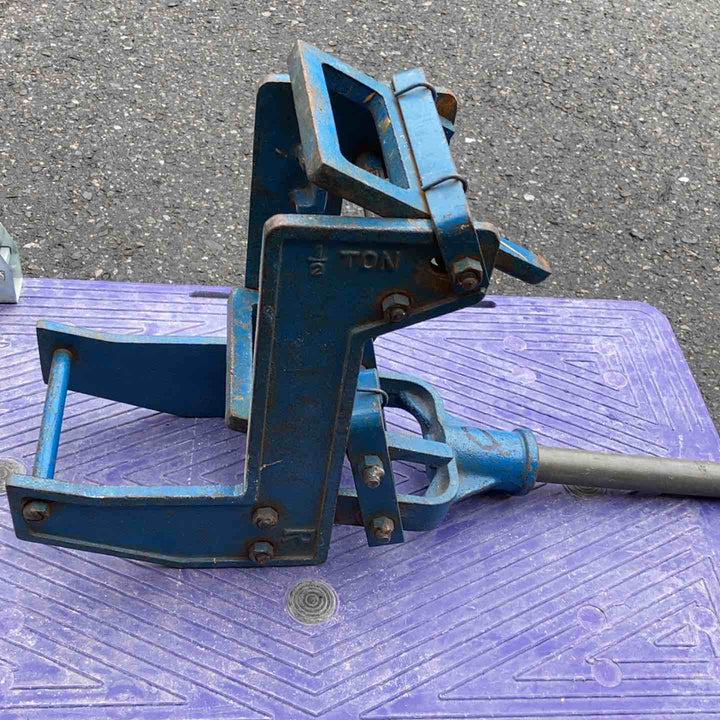 【店頭受取り限定】メーカー不明 1/2ton 壁起こしジャッキ 2x4 ウォールジャッキ【所沢店】