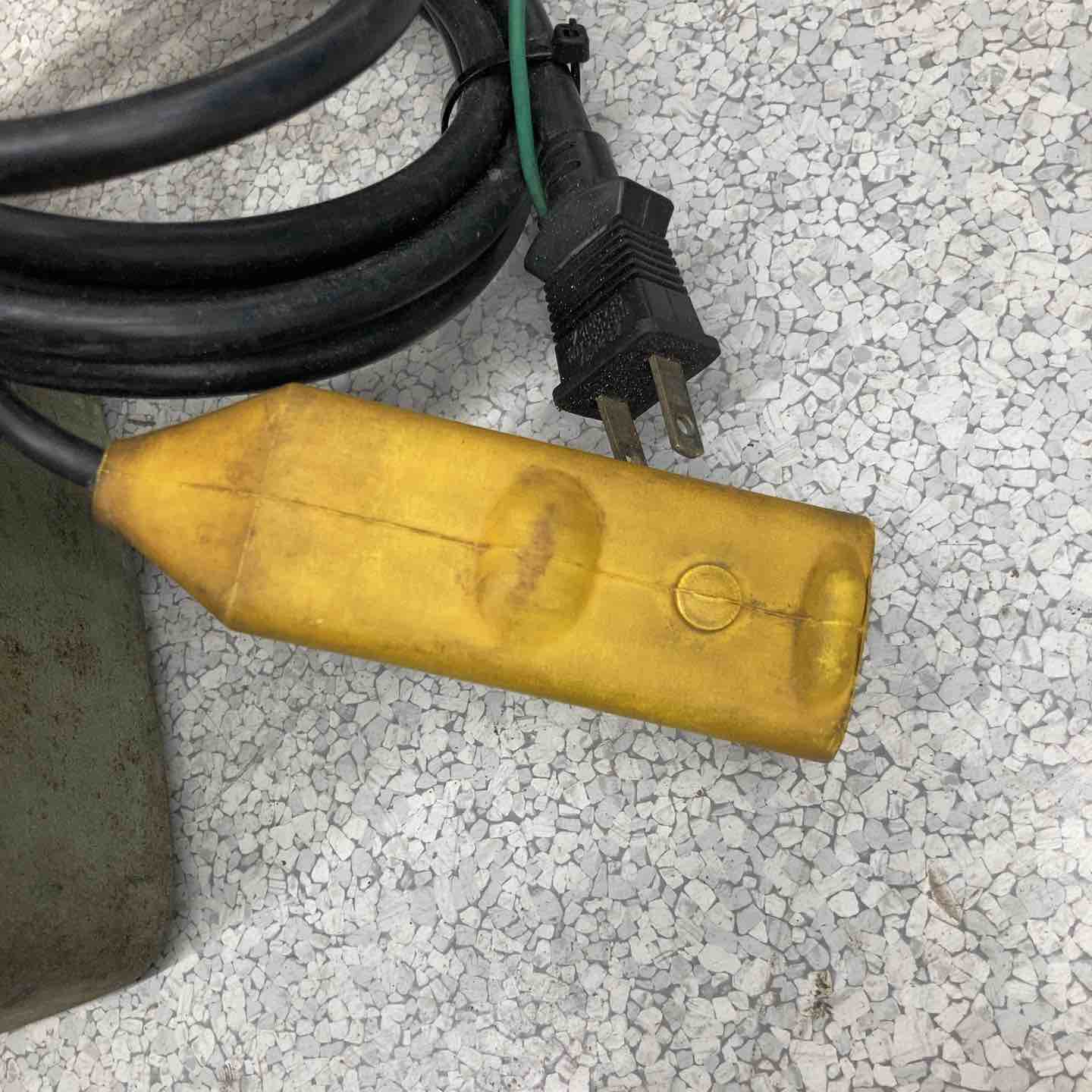 ☆店頭受取り限定☆【泉精器(IZUMI) パイプベンダー PB-10N