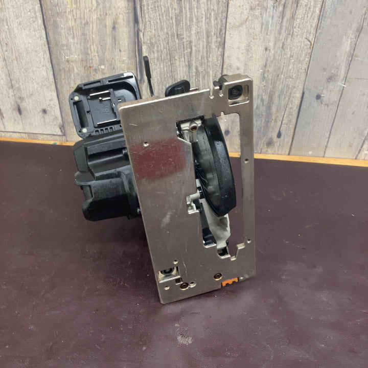 【中古品】 マキタ(makita) コードレス丸のこ HS631DZB 【東大和店】