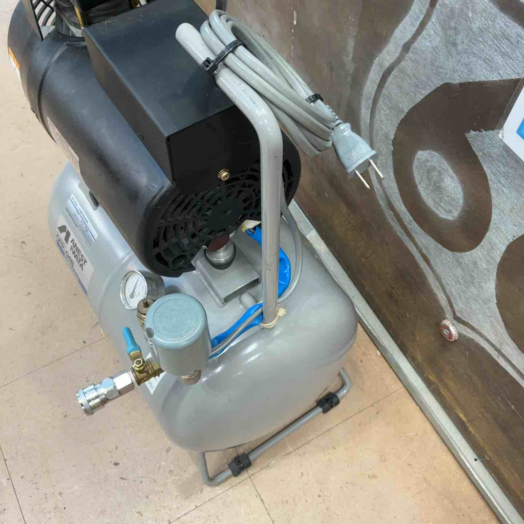 【店頭受取り限定】岩田/IWATA エアーコンプレッサー OFP-04B【草加店】