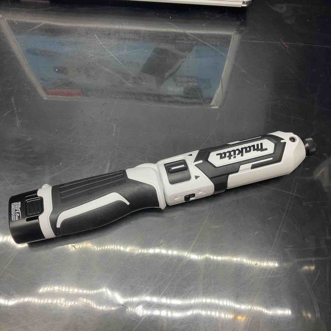 ★マキタ(makita) コードレスペンインパクトドライバー TD022DSHXW【川越店】