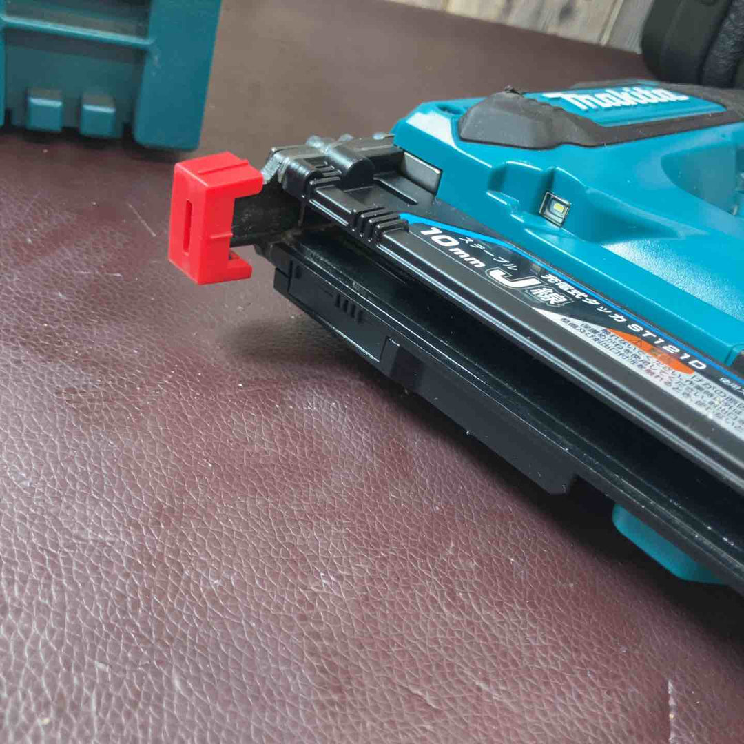 【中古品】★マキタ(makita) コードレスタッカー ST121DRG【東大和店】