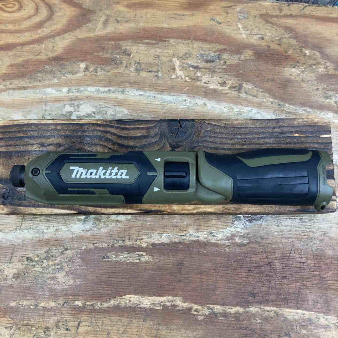 【中古品】★マキタ(makita) コードレスペンインパクトドライバー TD022DSHXO 7.2V バッテリー2個、充電器セット【柏店】