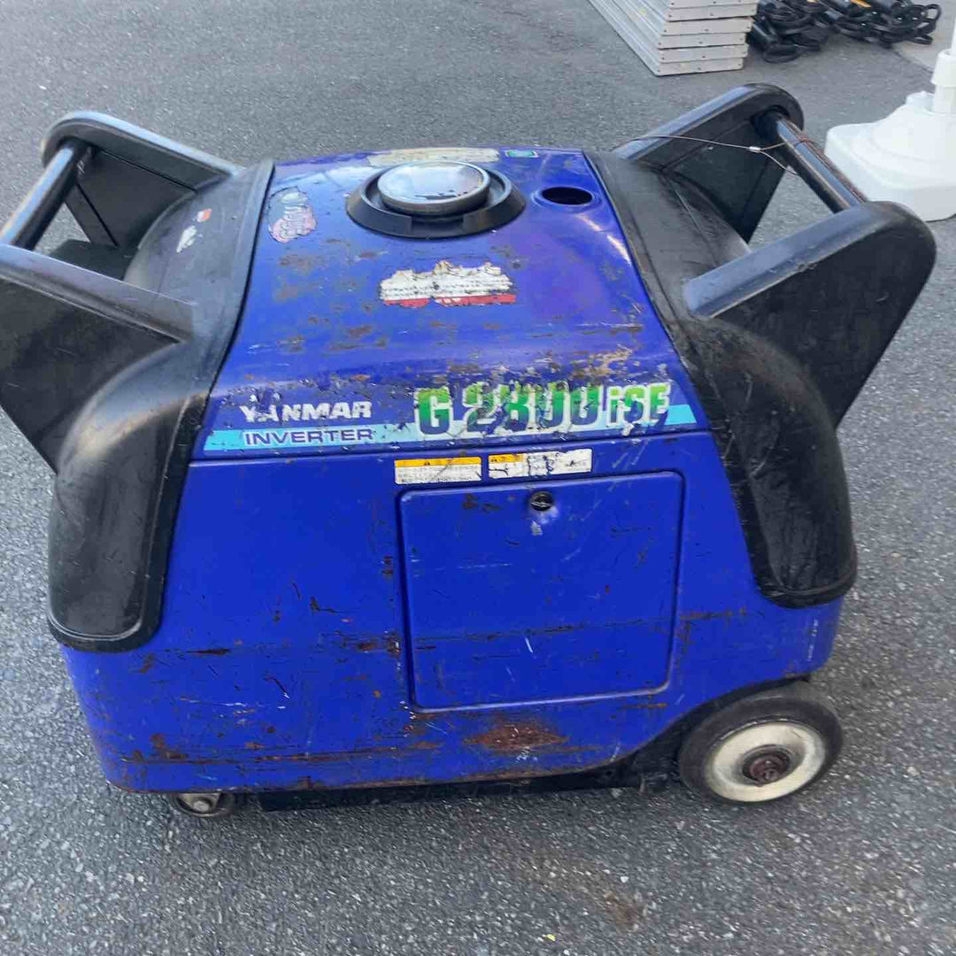 【中古品／店頭受取り限定】◇ヤンマー インバータータイプ発電機 G2800iSE 防音タイプ コンセント1個難あり【八潮店】