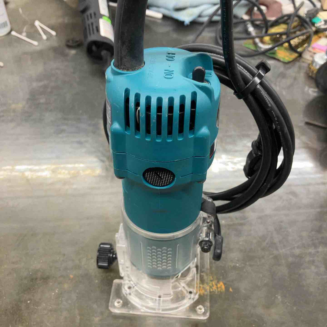 ☆マキタ(makita) 電子トリマ 3707FC【戸田店】