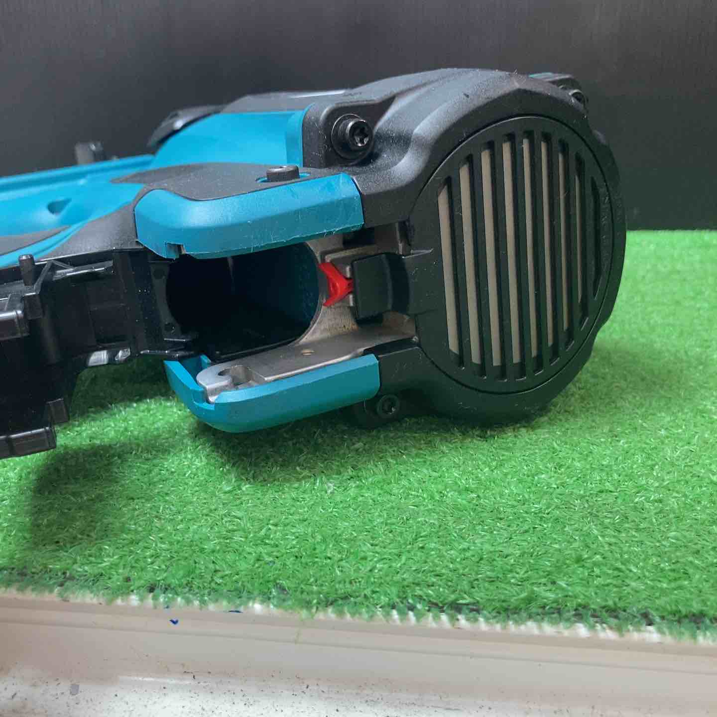 【中古品】★マキタ(makita) コードレスコンクリート用ガスピン打ち機 GN420C【岩槻店】 中古品】☆マキタ(makita) コードレスコンクリート用ガスピン打ち機