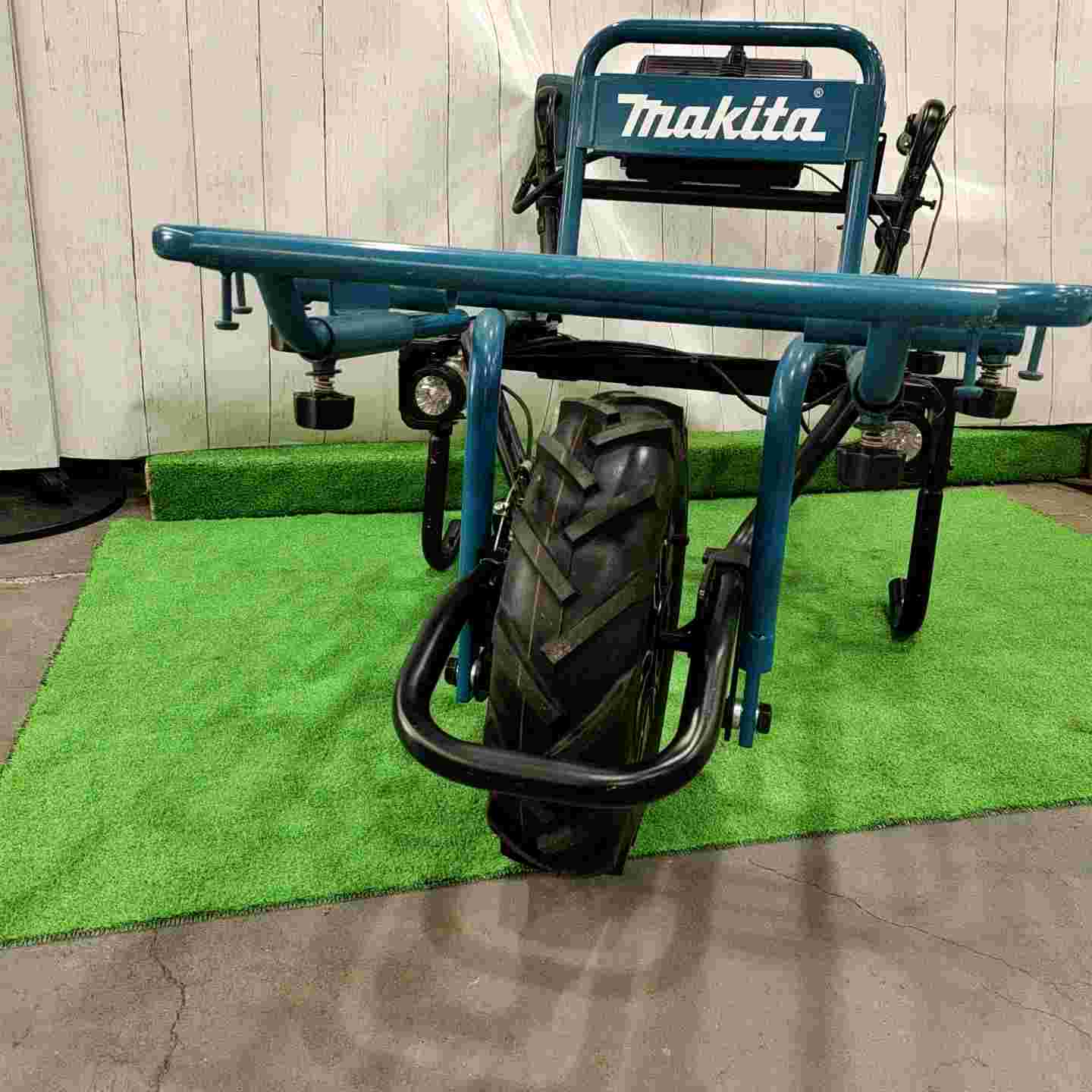 店頭受取り限定】◇マキタ(makita) 充電式運搬車 CU180DN (CU180DZN 店頭受取り限定】◇マキタ(makita) 充電式運搬車 CU180DN (CU180DZN
