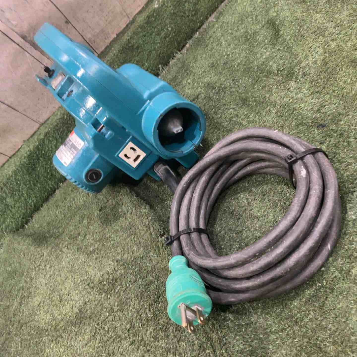 ☆マキタ(makita) 小型集じん機 乾式 450(P) 動作確認済【川口店