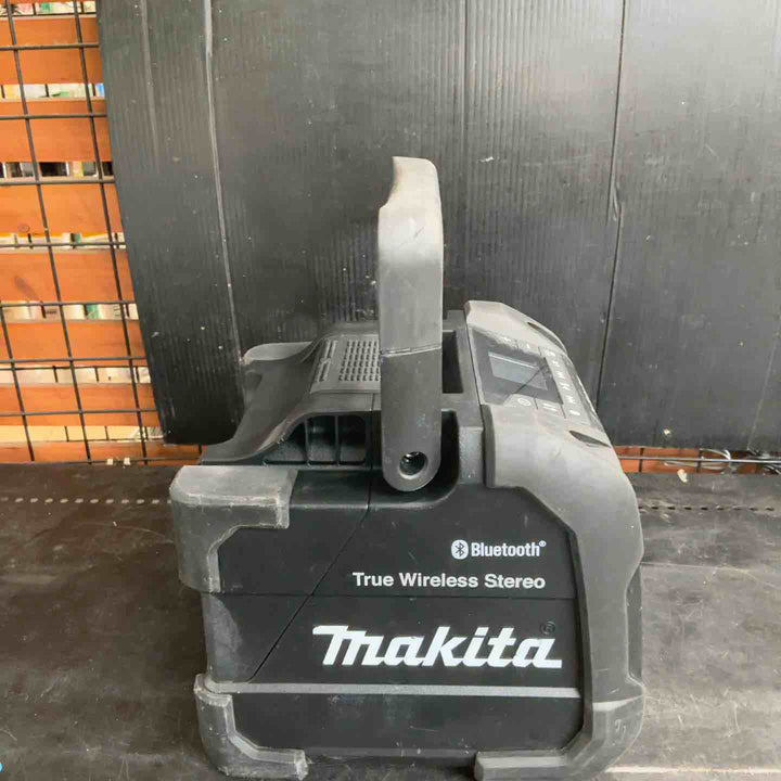 ◇マキタ(makita) コードレススピーカー(黒) MR203B【草加店】
