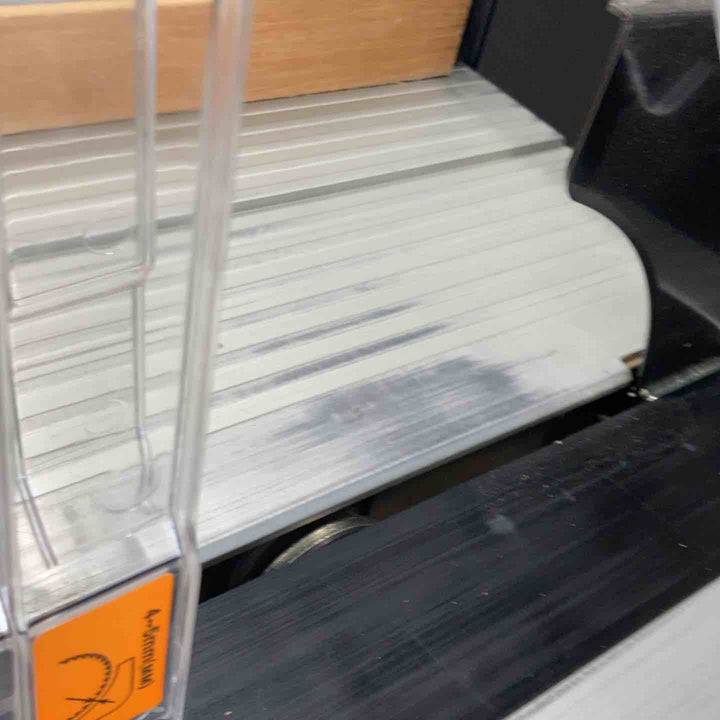【店頭受取り限定】★マキタ(makita) マルノコ盤 2703 刃欠品【戸田店】
