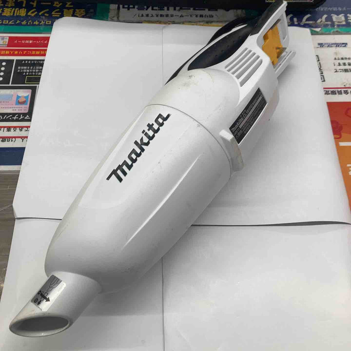 ☆マキタ(makita) コードレスクリーナー CL181FDZW ケース付属【戸田店】