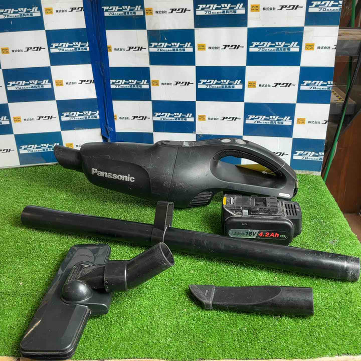 ◇パナソニック(Panasonic) コードレススティッククリーナー ブラック 本体のみ EZ37A3-B【草加店】