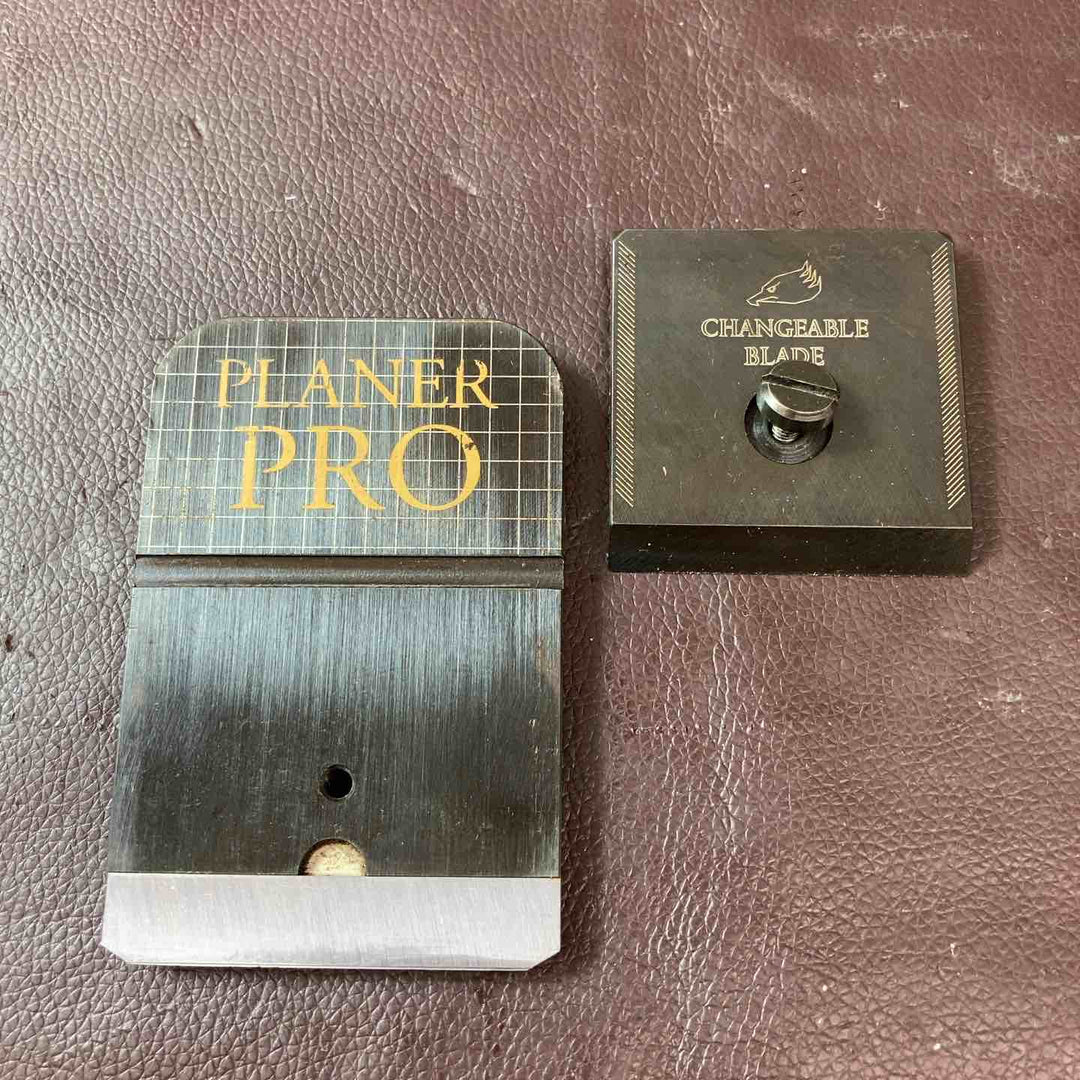【中古品】 鉋(かんな) PLANER PRO 70mm 替刃5枚付き 鑿・カンナ・大工道具 和工具 【東大和店】