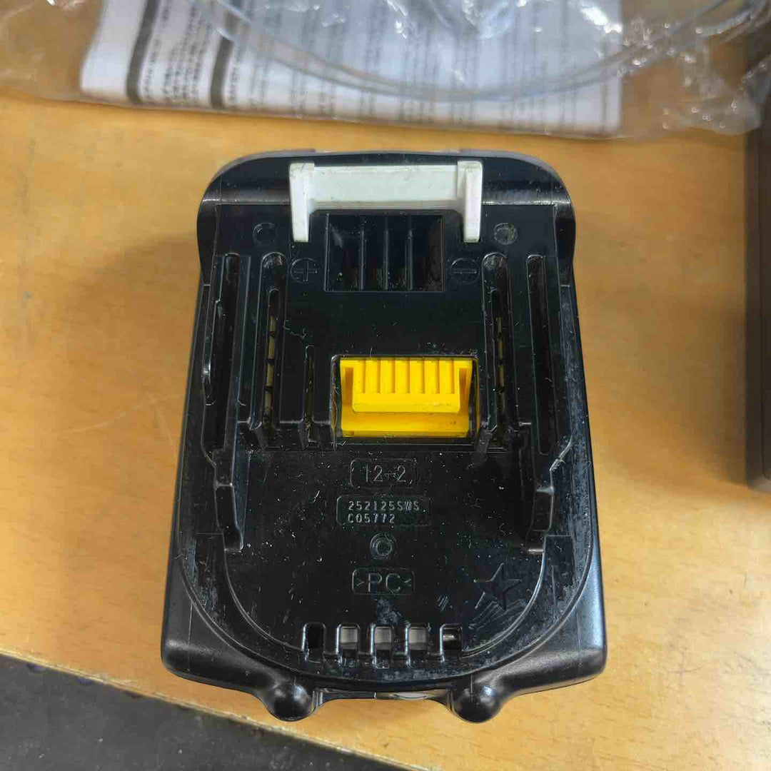 ★マキタ(makita) コードレスピンネイラ PT353DRG【越谷店】