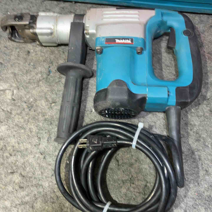 ★マキタ(makita) 電動ハンマ HM0830【桶川店】