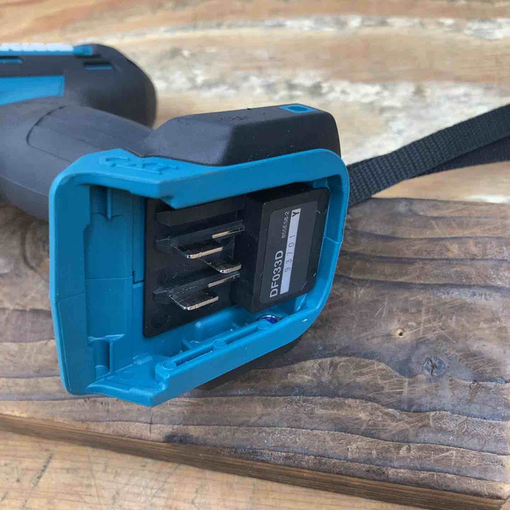 ★マキタ(makita) 10.8V コードレスドリルドライバー DF033DZ 本体のみ【柏店】