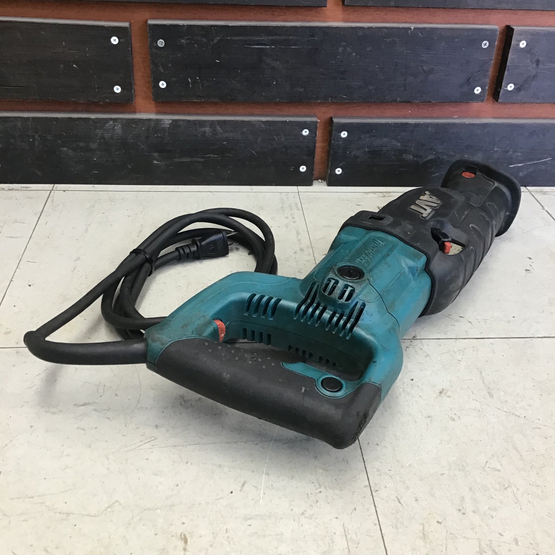 現状品】 マキタ/makita レシプロソー JR3070CT 【鴻巣店】 – アクト