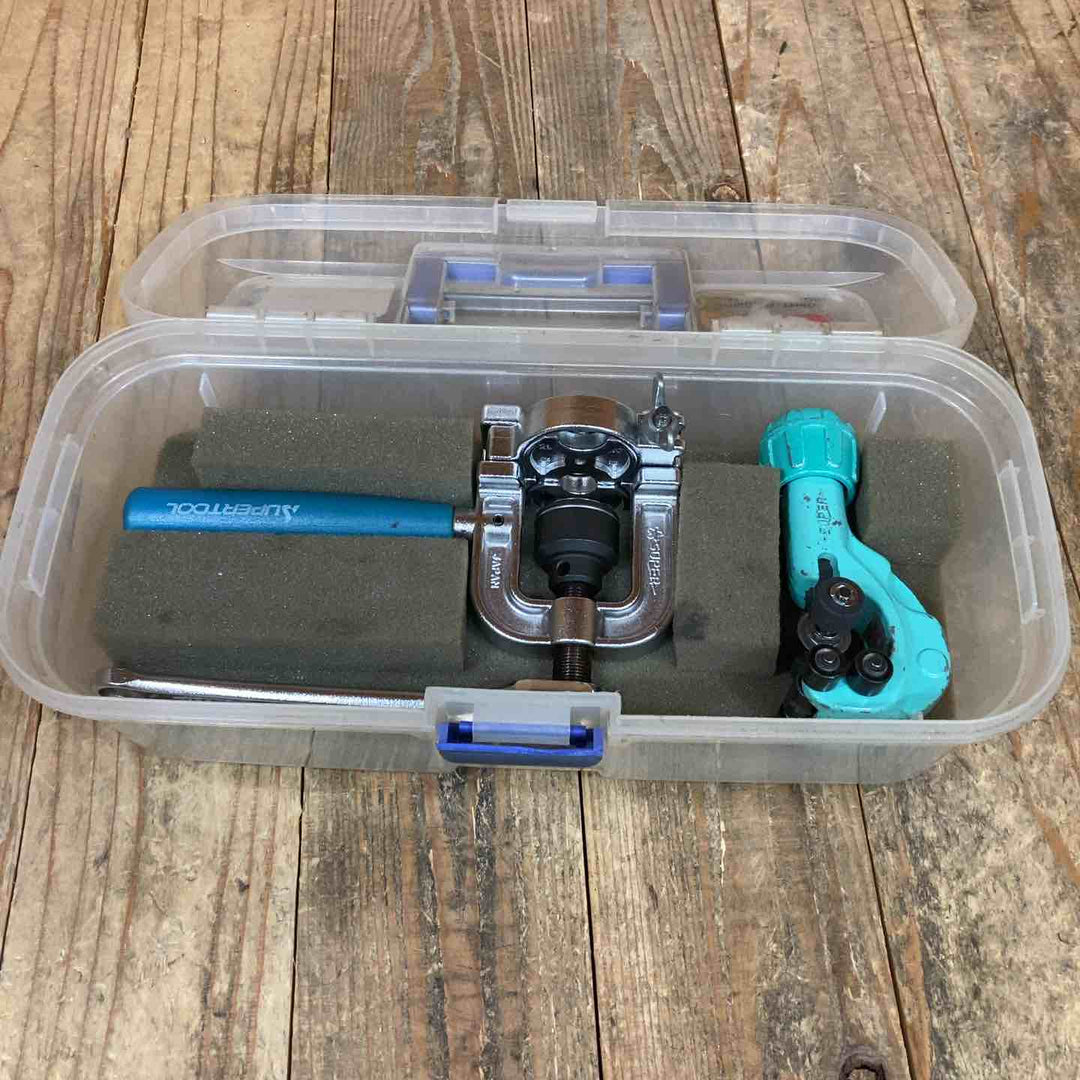 ◇スーパーツール(SUPER TOOL) フレキ管ツバ出し工具・フレキ管専用カッターセット THS406R （TH406R）（TC105F） ケースラッチ割れ【所沢店】