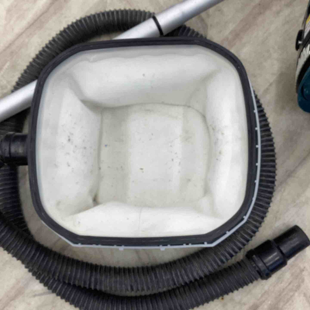【店頭受取り限定】★マキタ(makita) 集じん機 乾湿両用 VC0820【越谷店】