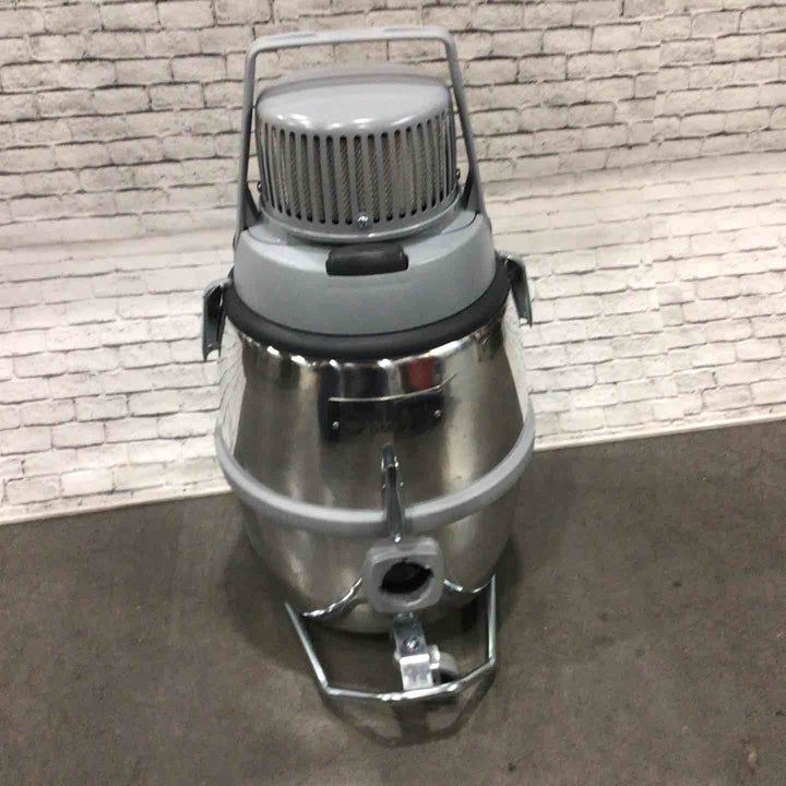 ★ニルフィクス 真空掃除機 GM80P【川口店】