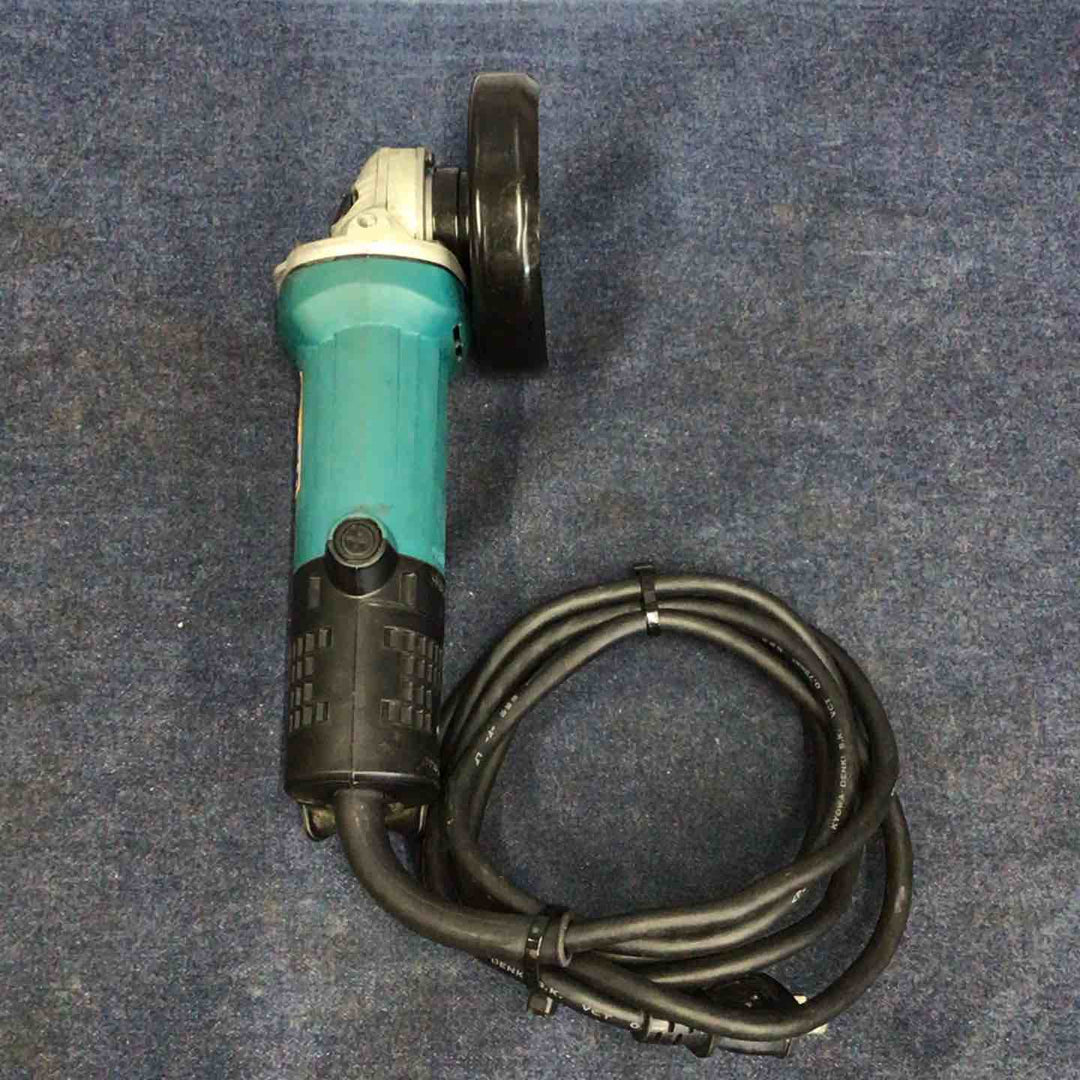 ☆マキタ(makita) 100mmディスクグラインダ 9533B【八潮店】