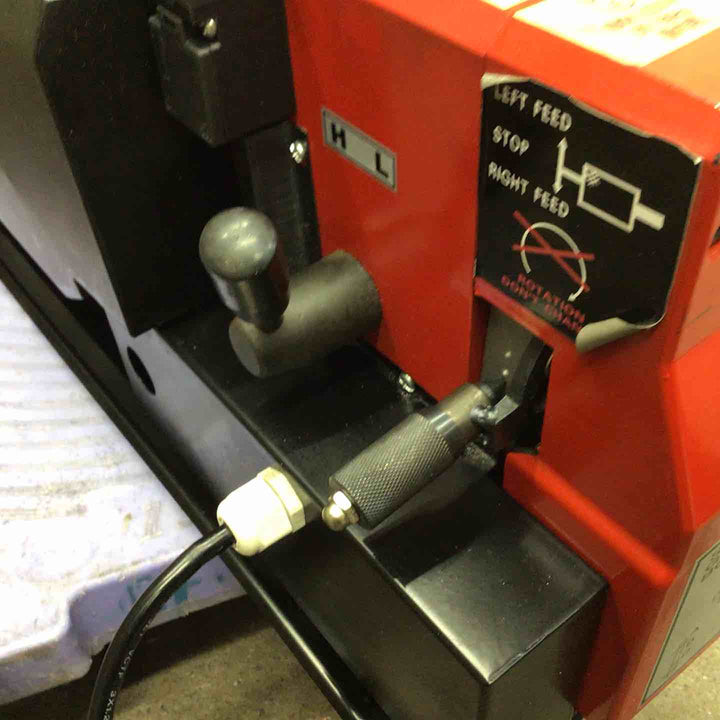 【店頭受取り限定】【中古品／店頭受取り限定】卓上小型旋盤 CJ0618A MINI LATHE ミニ旋盤 回転動作のみ確認 旋盤【八潮店】