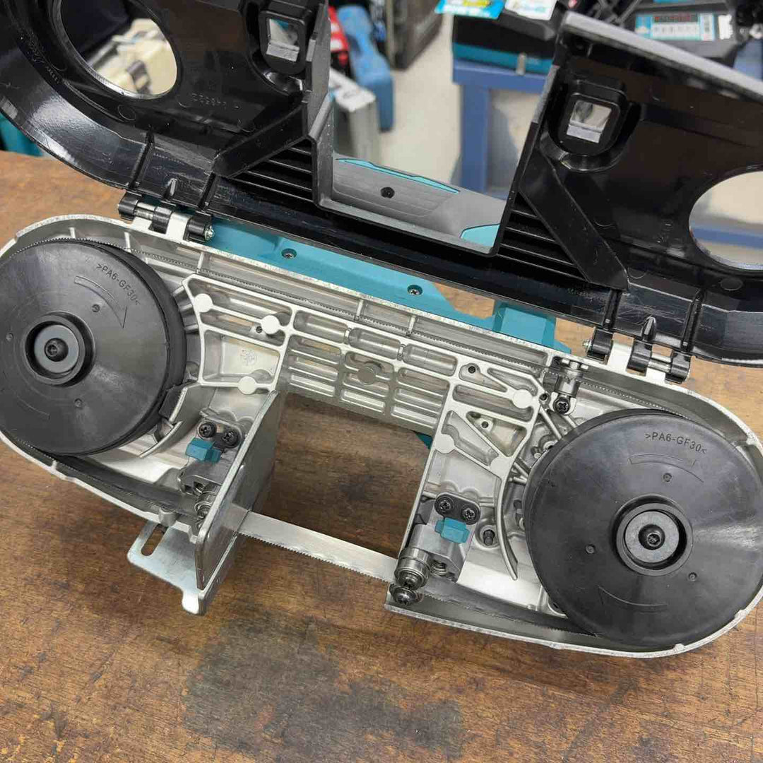 ★マキタ(makita) コードレスポータブルバンドソー PB183DZ【八潮店】