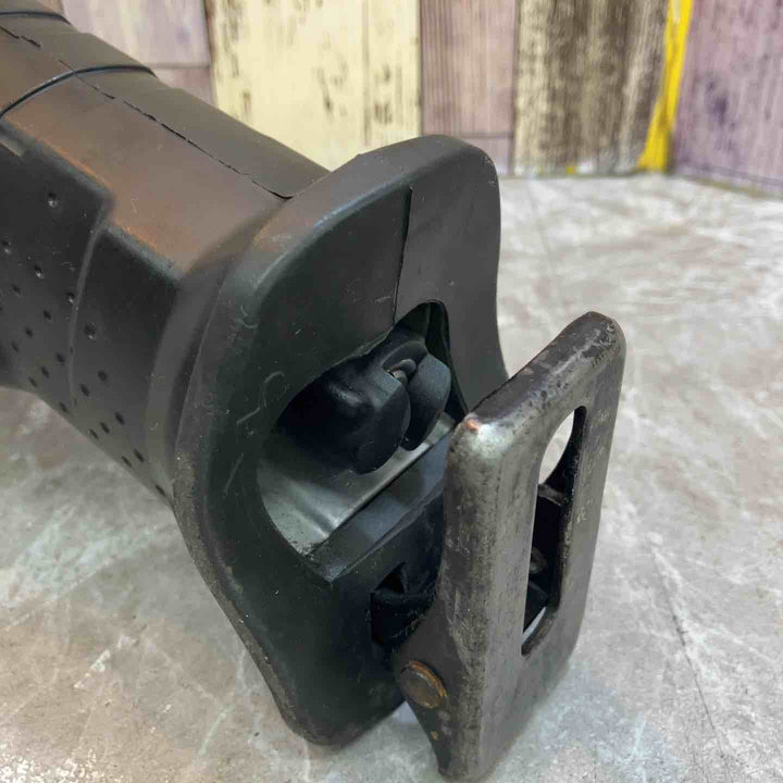 ◇マキタ コードレスレシプロソー BJR182 JR186D同等【八潮店】
