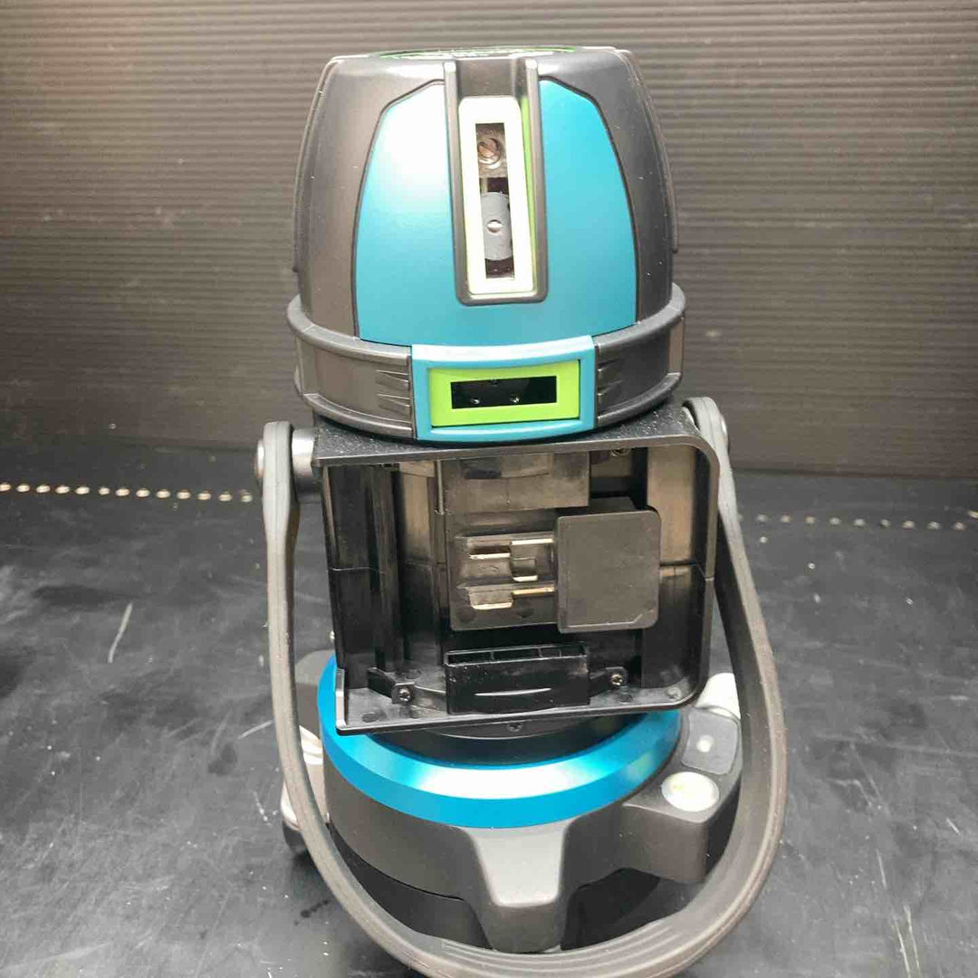 マキタ(makita) レーザー墨出し器 SK507GDZN 10.8V4.0Ahバッテリー1個+充電器セット【川越店】