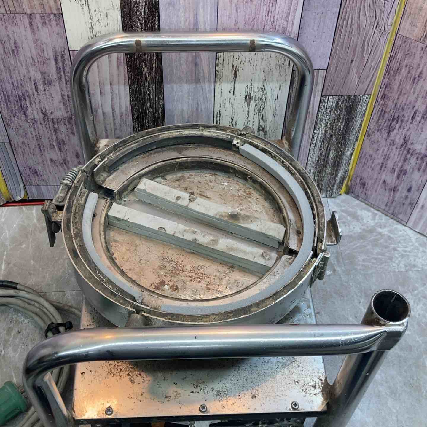 中古品】ミキスタ工業 シーリング材用撹拌機 パドル2本付き【八潮店