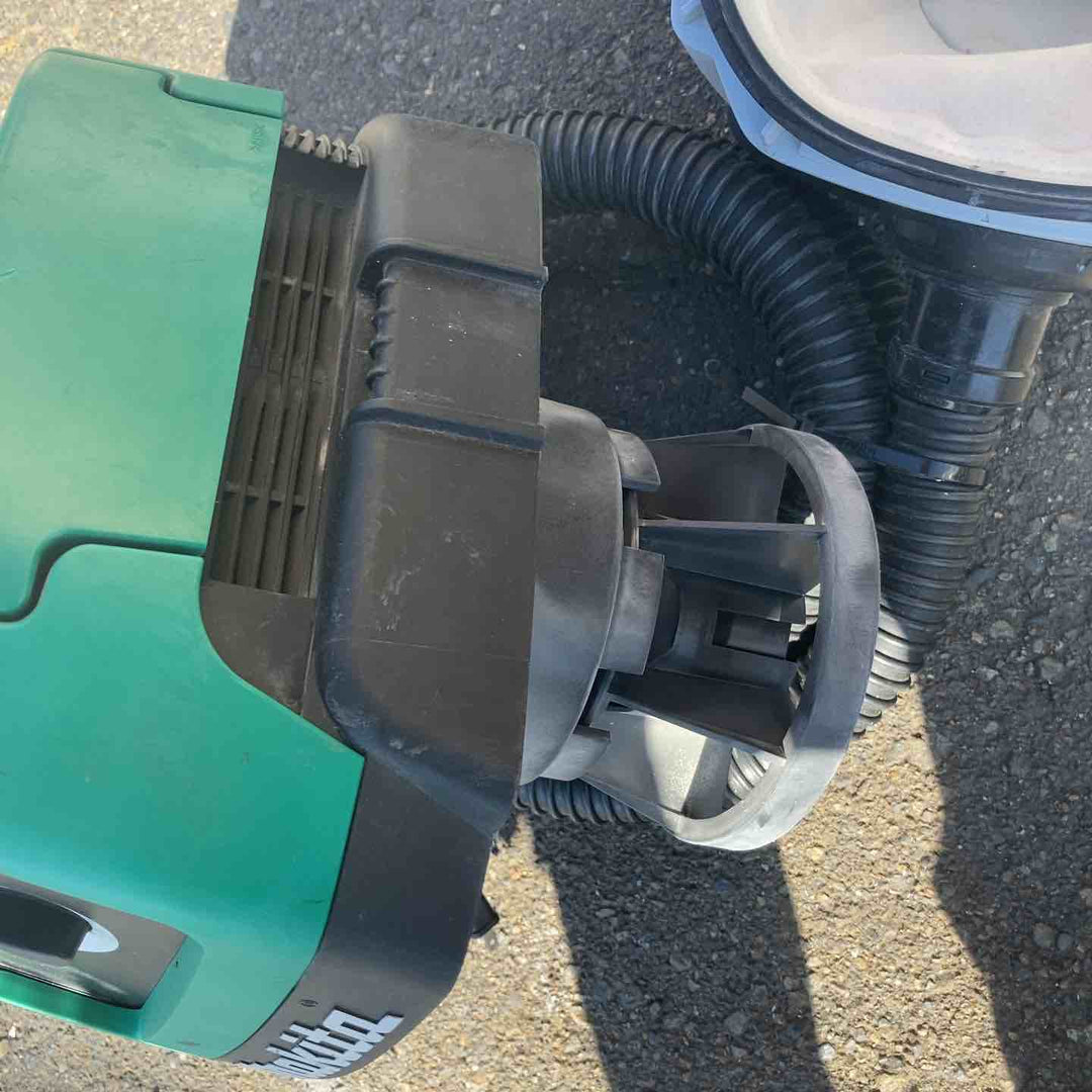 ◇マキタ(makita)  集じん機 M442【町田店】