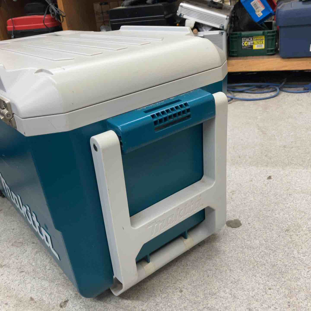 ★マキタ(makita) コードレス冷温庫 CW180DZ【八潮店】