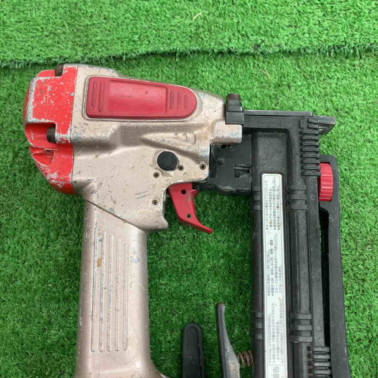 中古品】 マックス/MAX 高圧エアタッカ・HA-R25/1025J 【桶川店