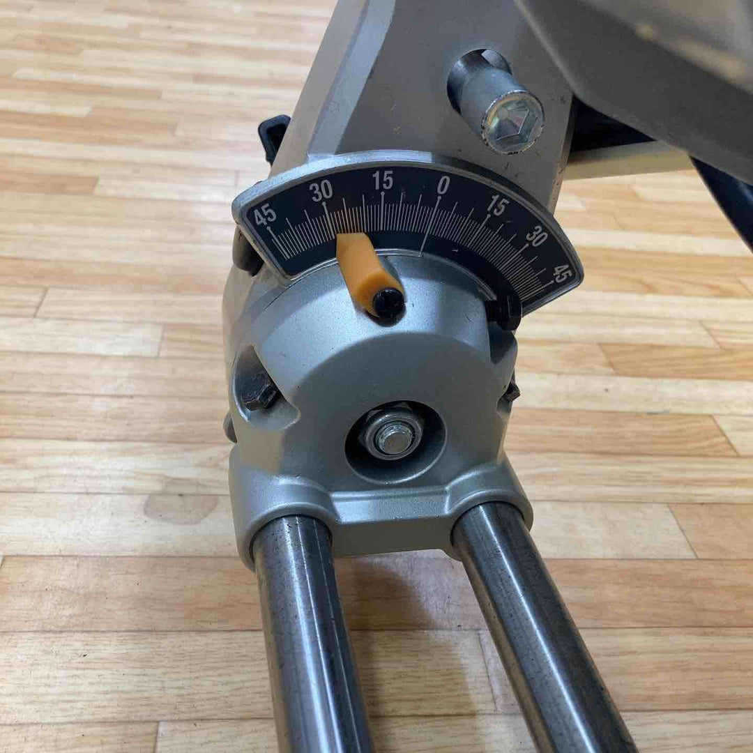 送料無料【中古品】マキタ(makita) スライドマルノコ LS0612F 100V 165mm 両傾斜【柏店】