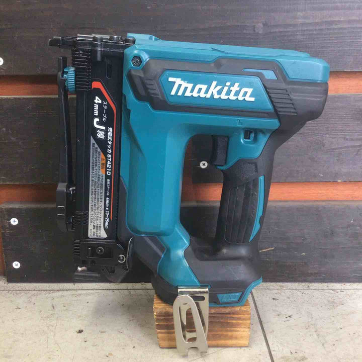 【中古品】 マキタ/makita コードレスタッカー ST421DZ 【鴻巣店】