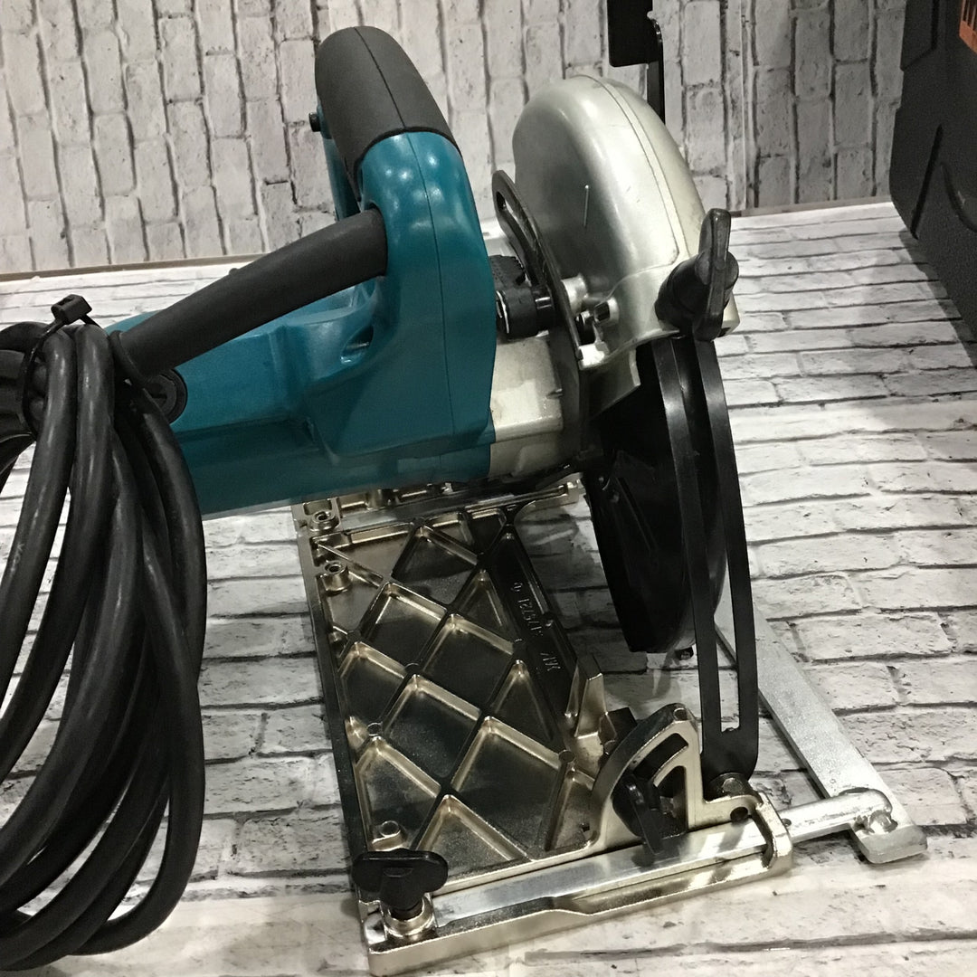 ★マキタ(makita) 際切丸のこ 5840BA【川口店】