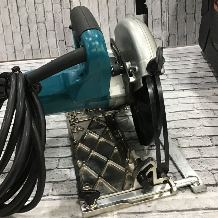 ★マキタ(makita) 際切丸のこ 5840BA【川口店】