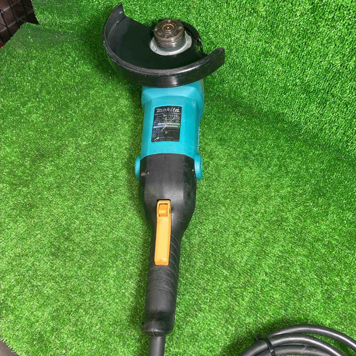 マキタ(makita) 180mm電子ディスクグラインダ GA7011C【藤沢店】