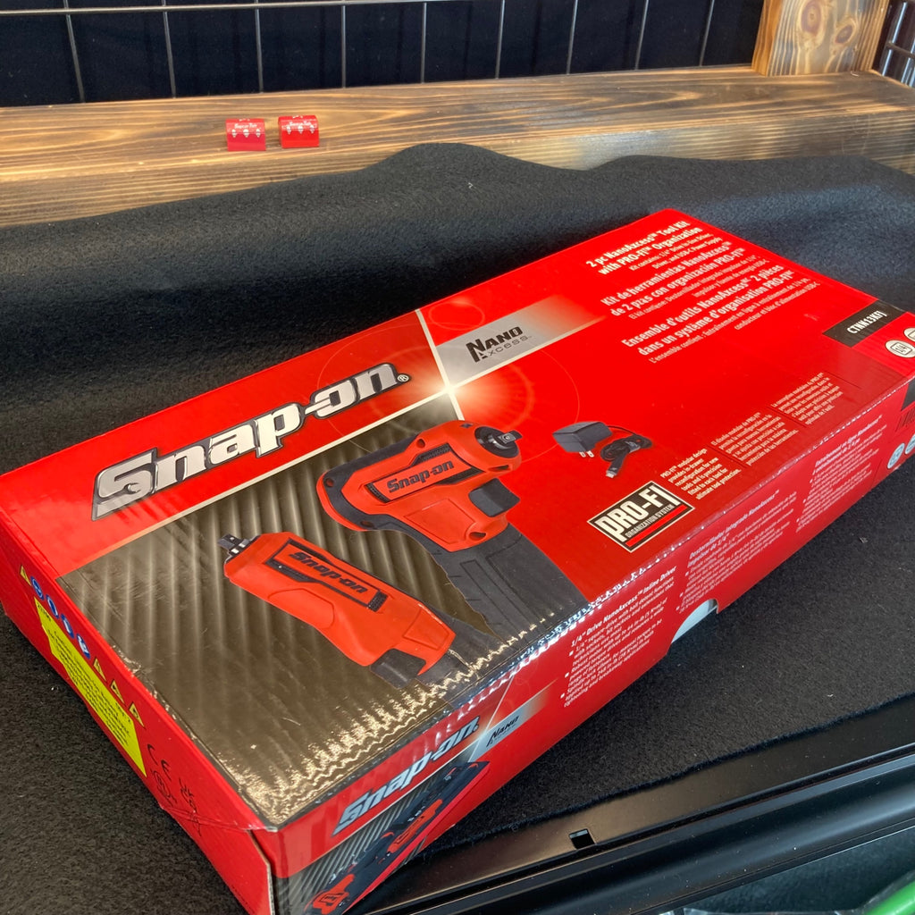 未使用(店頭展示品)】スナップオン(Snap-on)充電式(Nano Axcess)電動